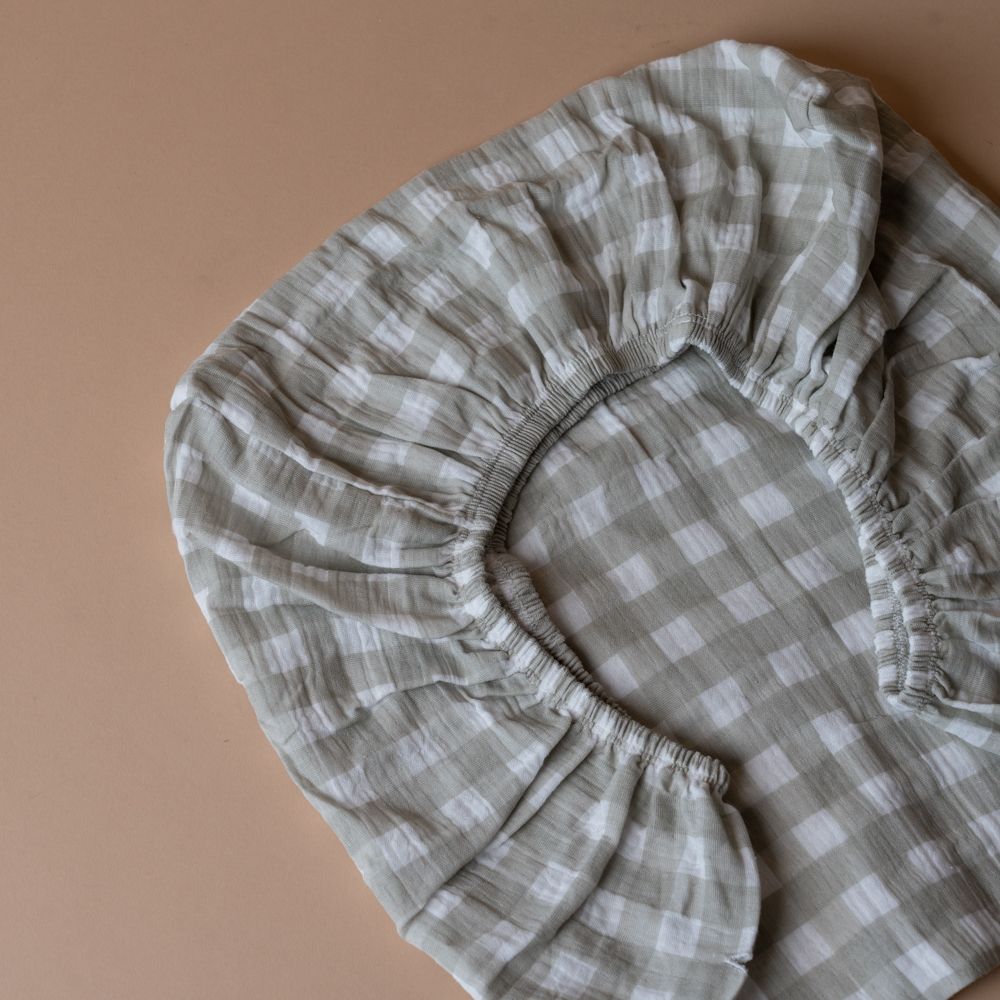 Cotton Crepe Change Pad Cover FINNBIRD - changing pad cover Minika (Faire) Sage Gingham