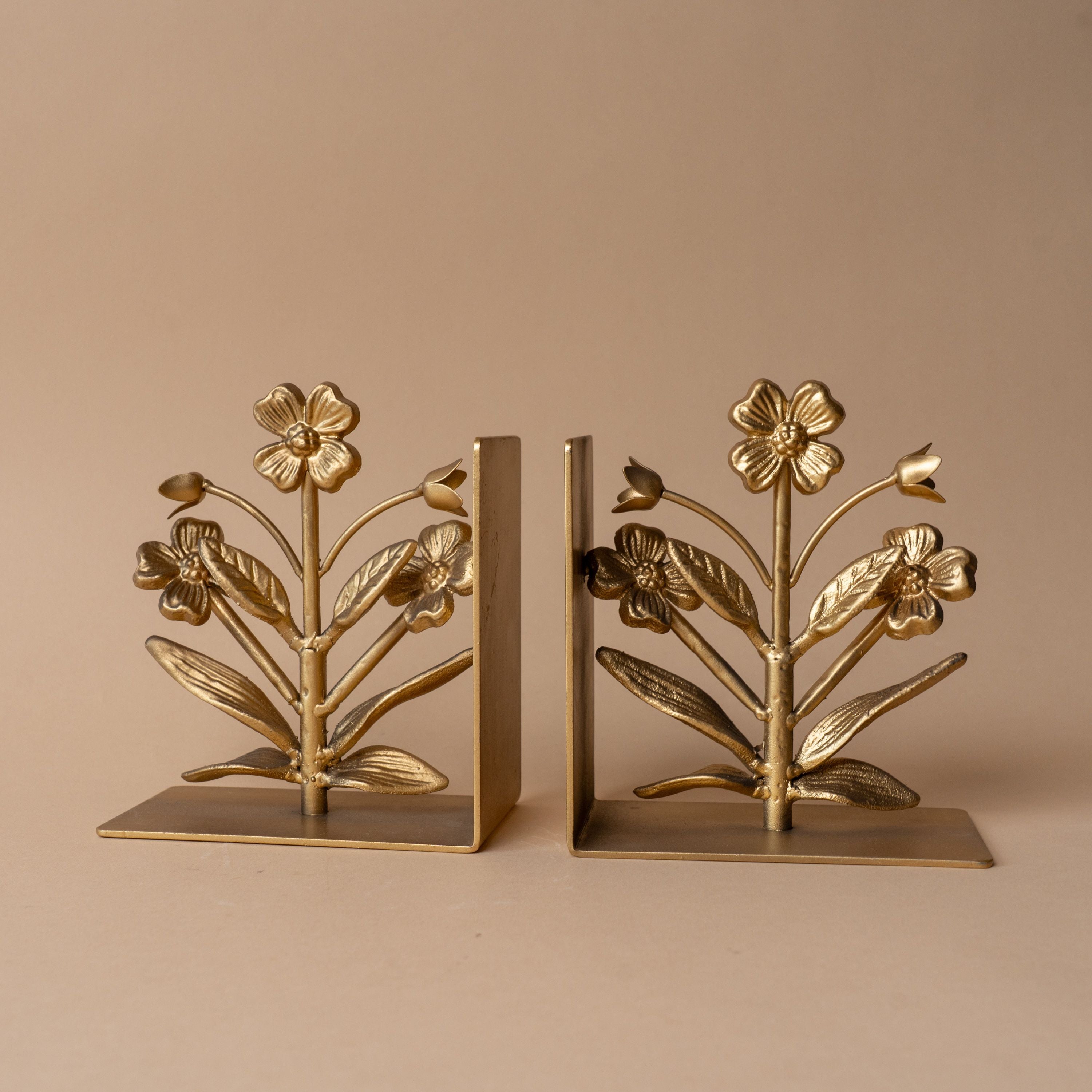 Cast Iron Bookend Set bookends Creative Co-op (DYA)