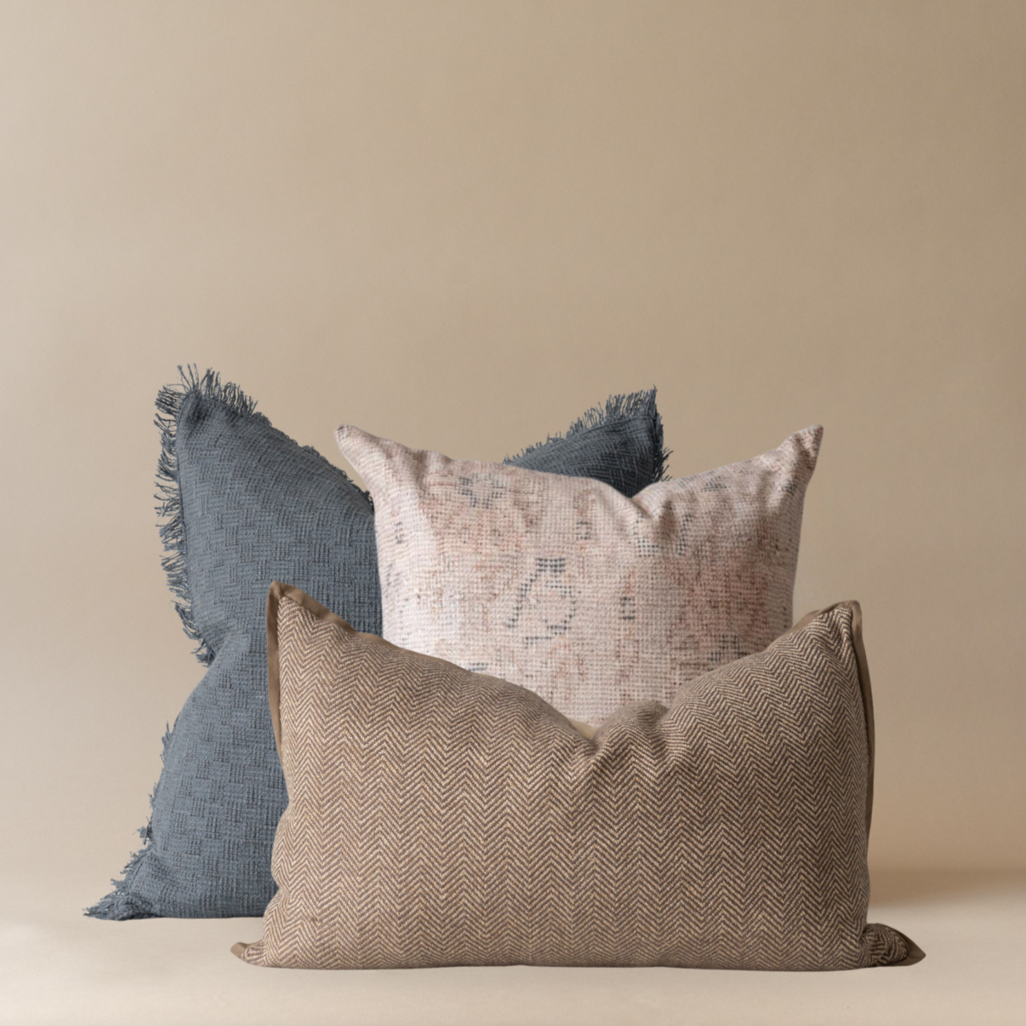 Lottie Pillow Combo from Loloi 4 - PILLOWS - Pillow Combo Loloi
