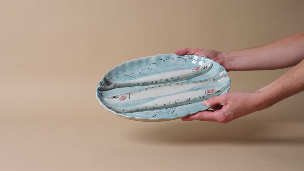 Stoneware Scallop Fisherman Dish dish Creative Co-op (DYA)