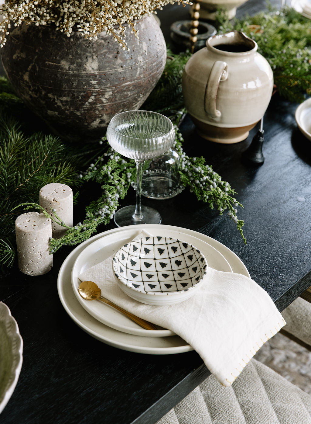 Stoneware Tree Pattern Bowl CHRISTMAS 2024 Creative Co-op (DYA)