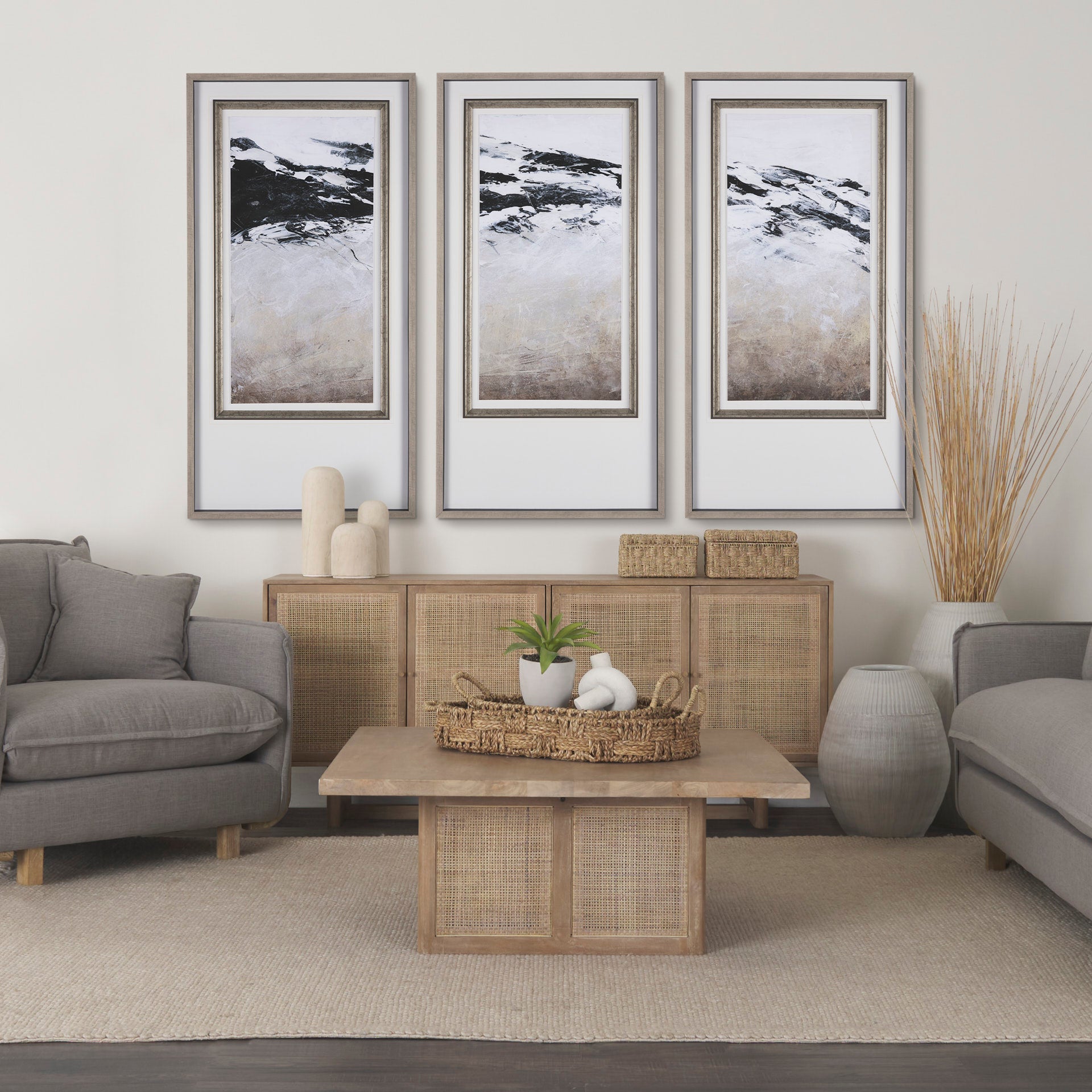 Greyson Coffee Table 4 - b - FURNITURE - coffee table - round Mercana