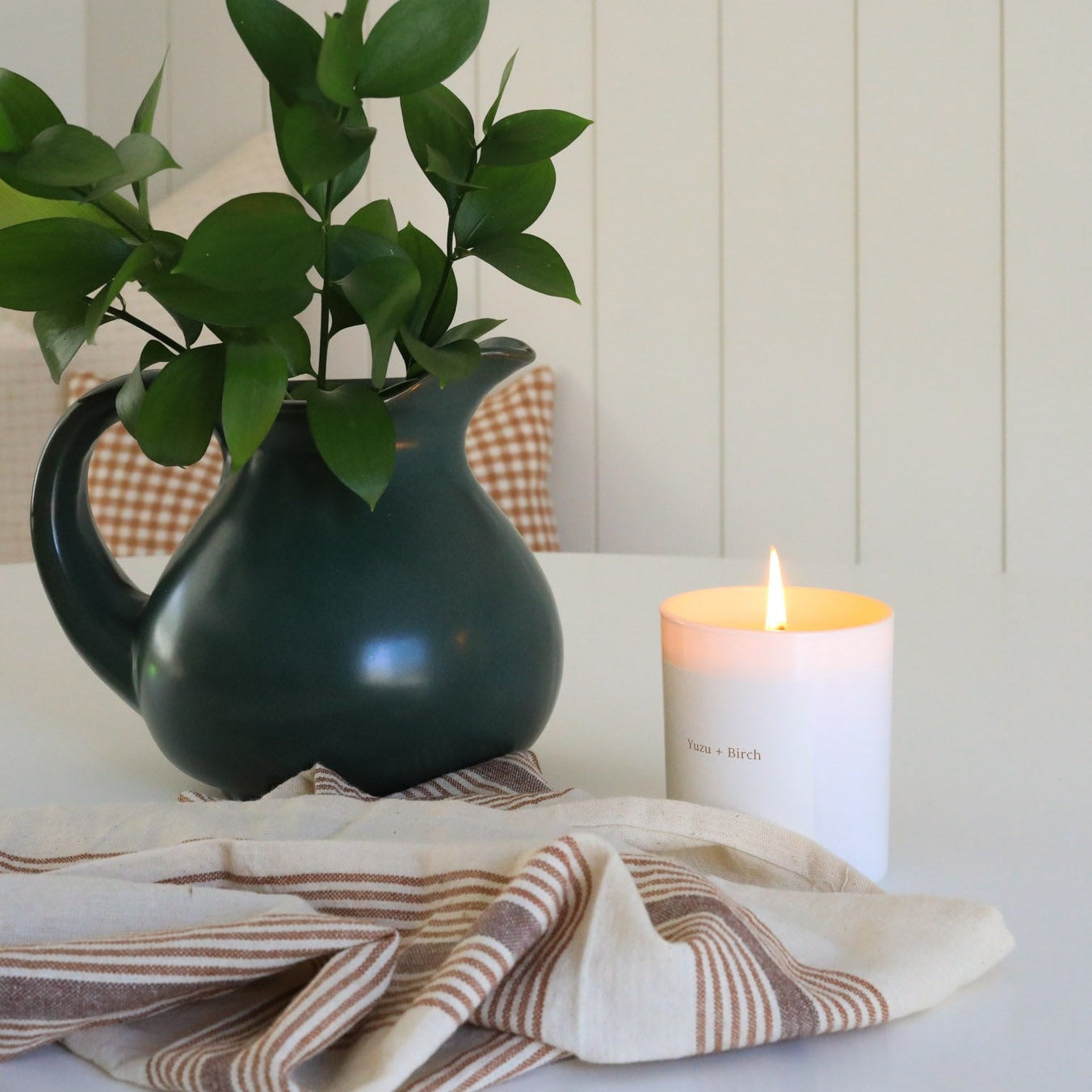 Deep Green Stoneware Pitcher vase Creative Co-op (DYA)