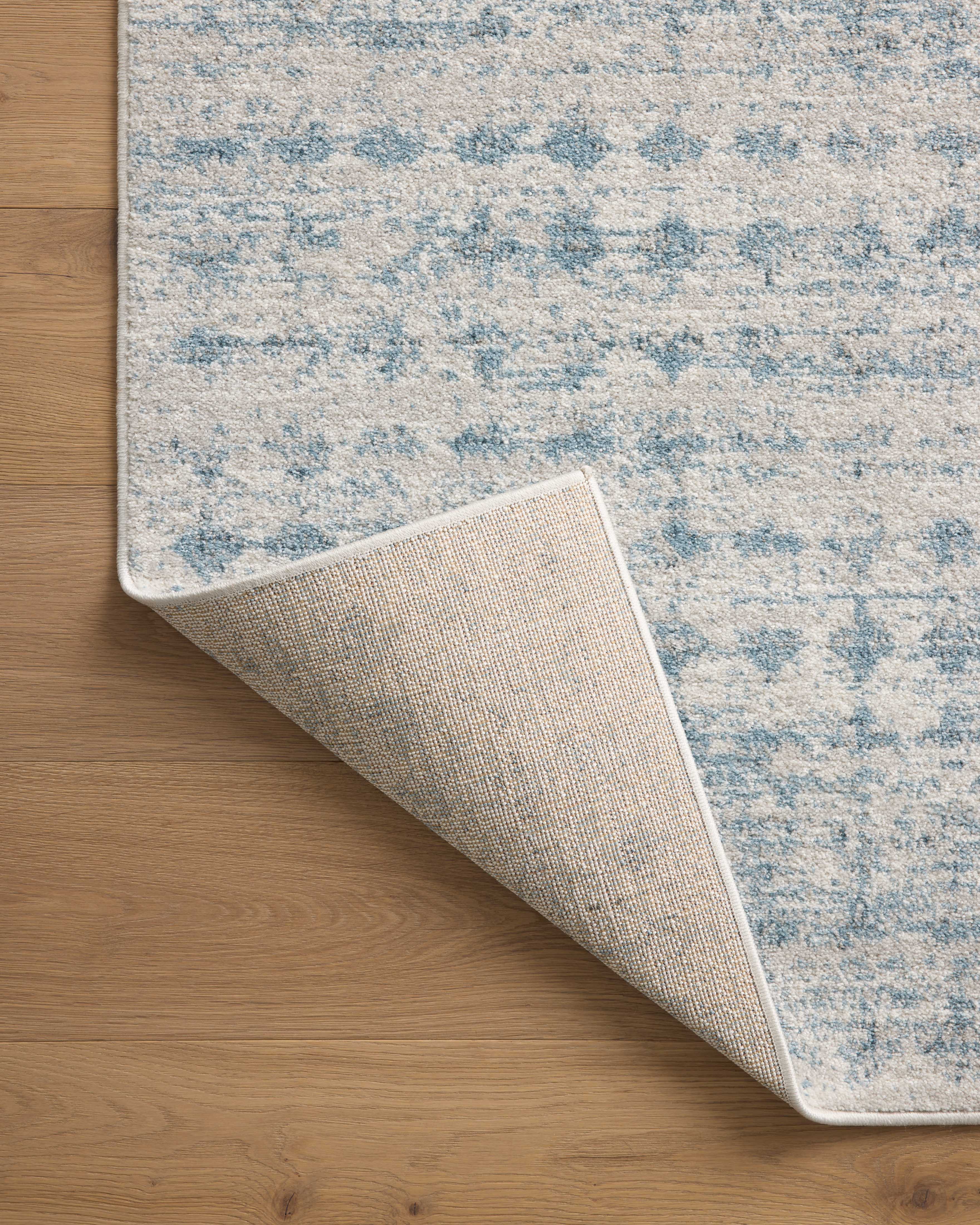 OVERSTOCK RUG - Loloi Kamala Sky / Dove Rug - 5'3" x 7'9" IN STORE - Sale Rug Loloi