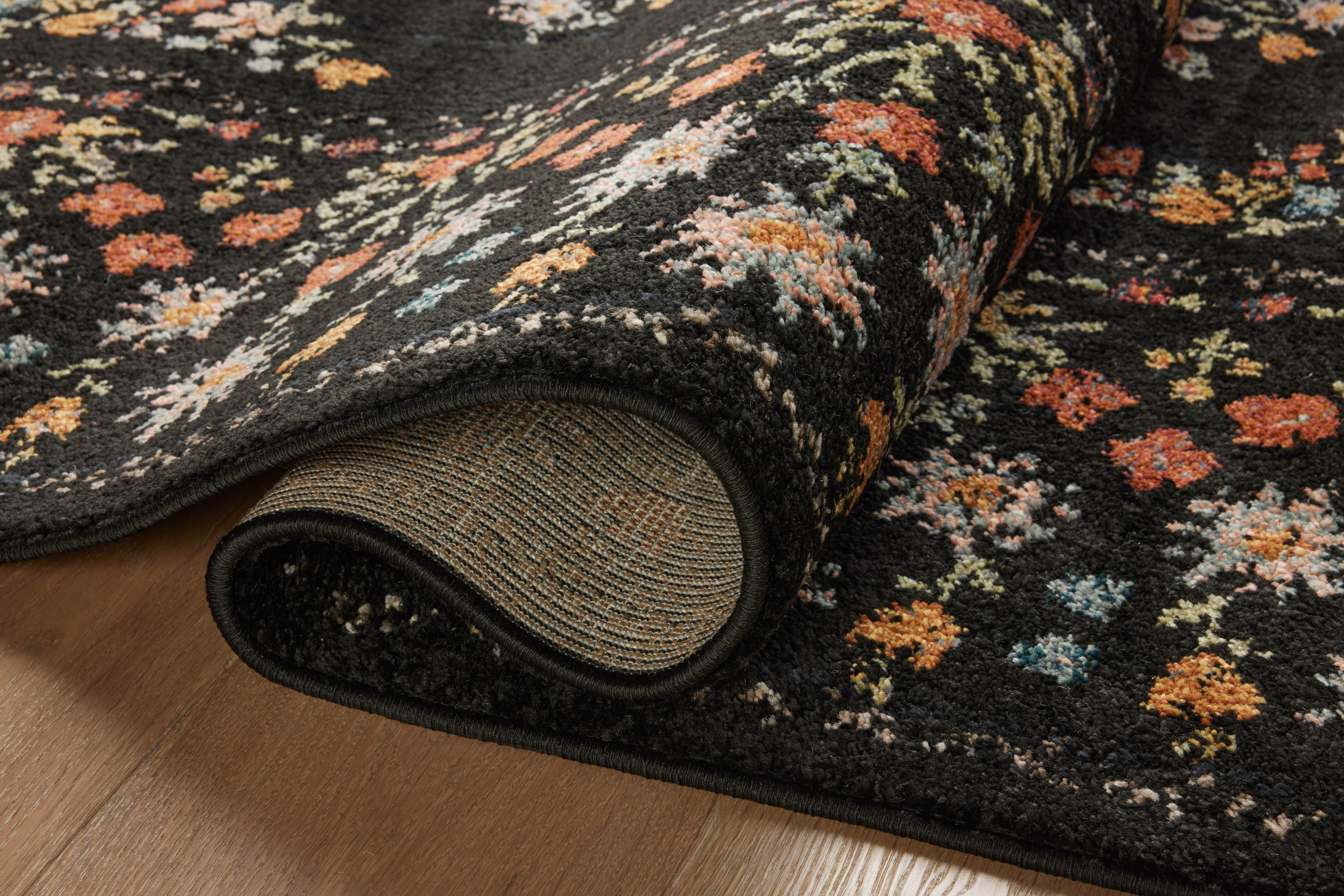 OVERSTOCK - Loloi Laurel Eleanor Black Rug - 2'8" x 8' IN STORE - Sale Rugs Loloi