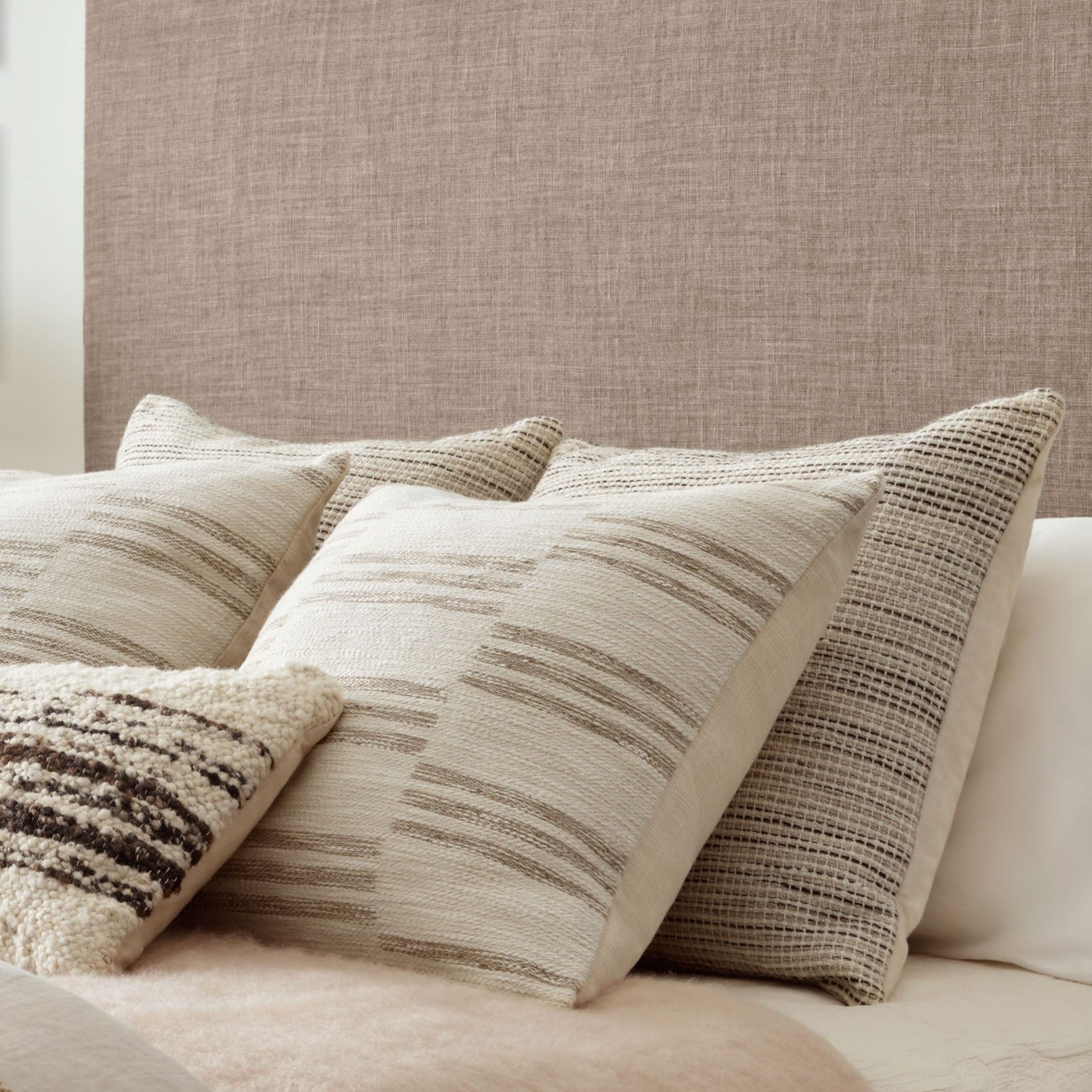 Amber Lewis x Loloi Morro Natural / Grey Pillow - Rug & Weave