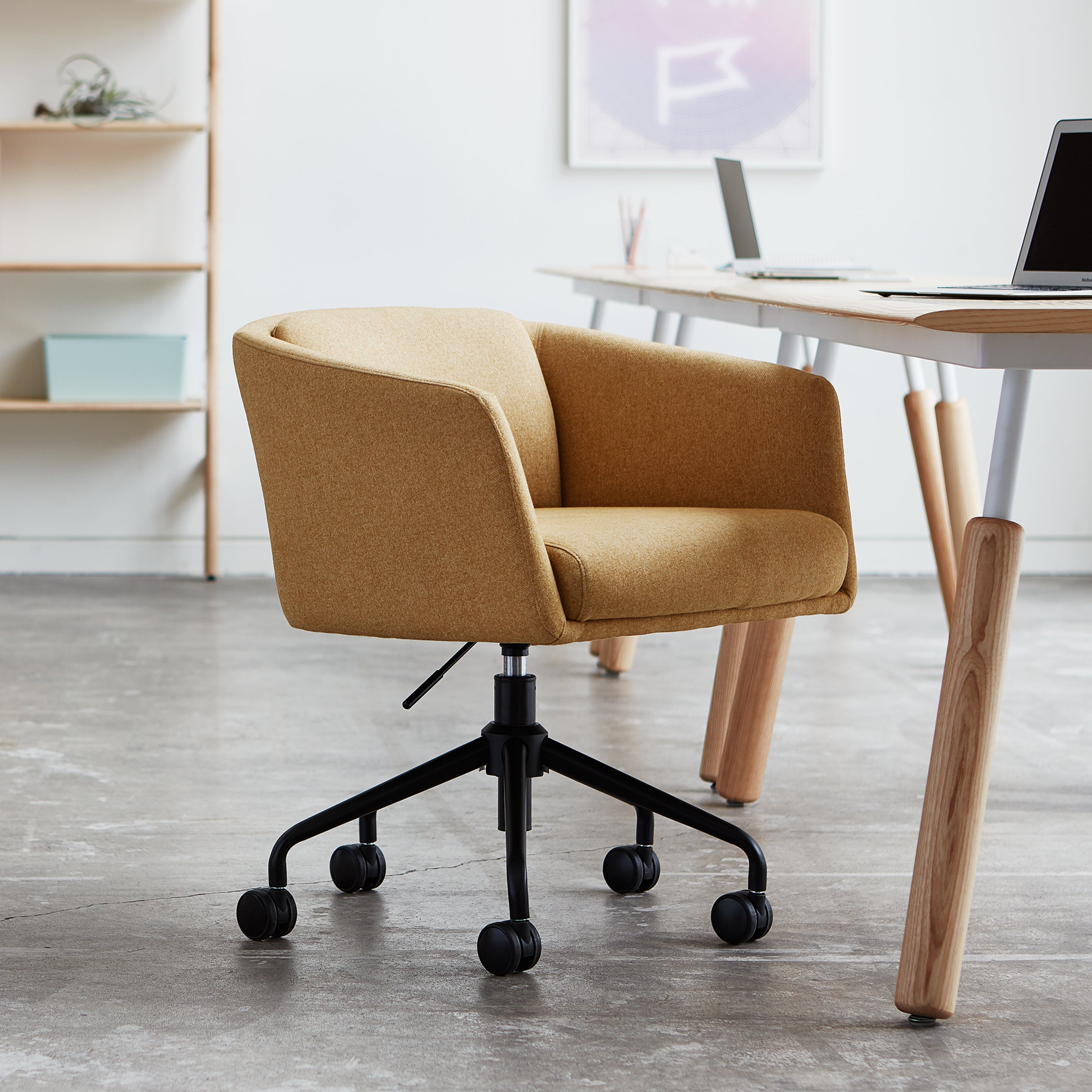 Gus* Modern Radius Chair 3 - FURNITURE - chair Gus