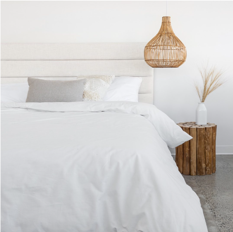 Jasmin Bed 13 - FURNITURE - bed Style in Form